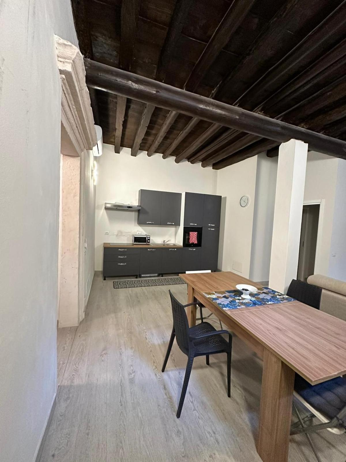 Apartament Al Campanile Werona Zewnętrze zdjęcie